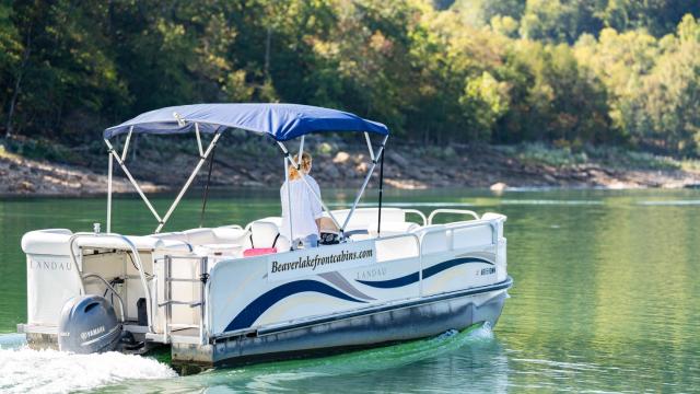 Beaver Lakefront Cabins - Couples Only Getaways — photo 7