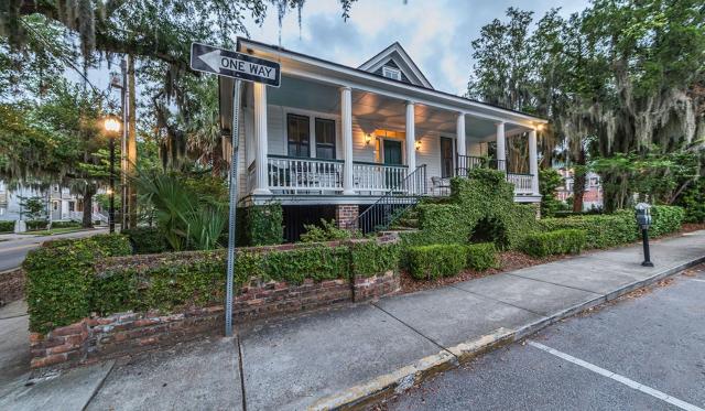 Beaufort Inn — photo 21