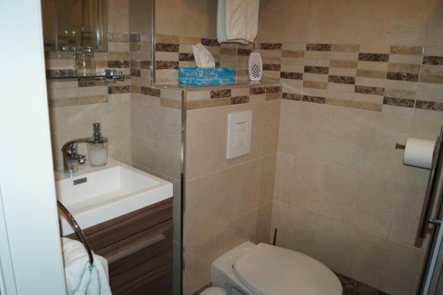 EU Guesthouse — photo 9