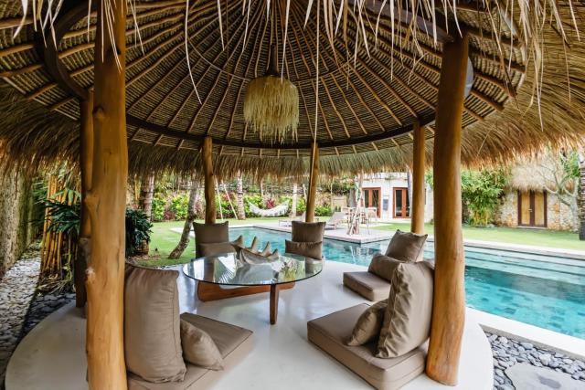 Acacia Bungalows Bingin — photo 22