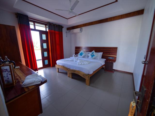 Maldivine Stay Dhiffushi — photo 10
