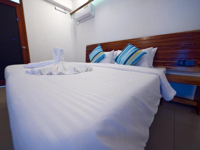 Maldivine Stay Dhiffushi — photo 9