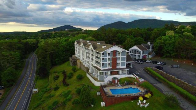 Bluenose Inn - Bar Harbor Collection — photo 6