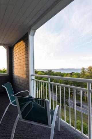 Bluenose Inn - Bar Harbor Collection — photo 20