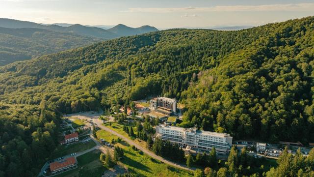 Balvanyos Resort - Peakture Hotel & Grand Hotel Balvanyos in Romania