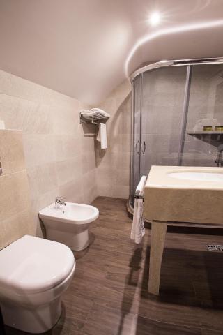Old Meidan Tbilisi By Urban Hotels — photo 10