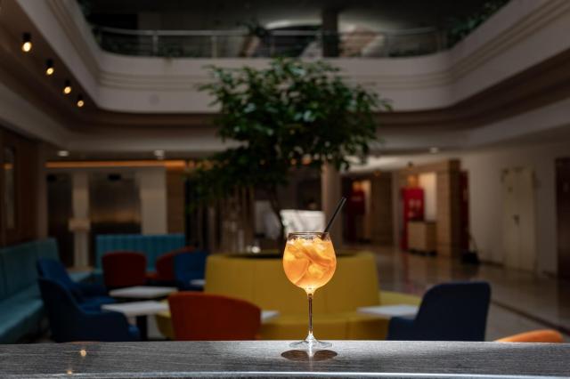 Airport Hotel Budapest — photo 17