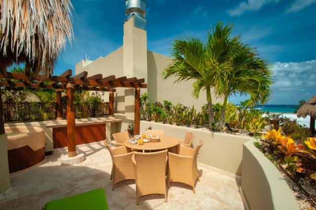 Maya Villa Condo Hotel and Beachclub — photo 11
