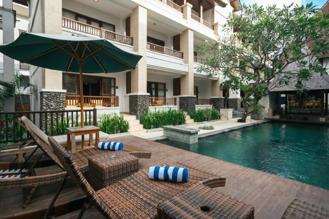 Fourteen Roses Beach Hotel — photo 21