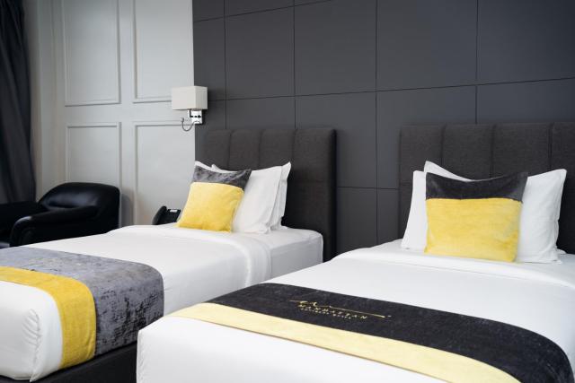 Deluxe Room — Manhattan Business Hotel