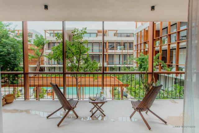 Muunek by Land Boutique — photo 17