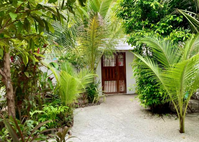 Dhangethi Retreat — photo 14