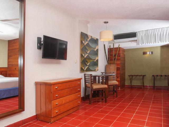 Hotel Casa Colonial Cozumel-Dog Friendly — photo 9