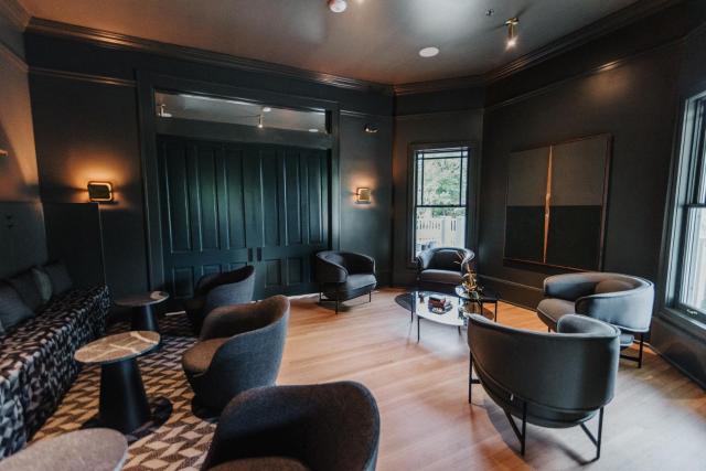 The Stonebreaker Hotel — photo 19