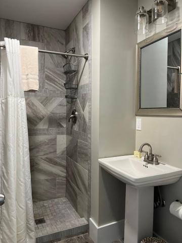 Abalonia Inn — photo 22