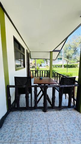 Lanta L.D. Beach Bungalow — photo 11