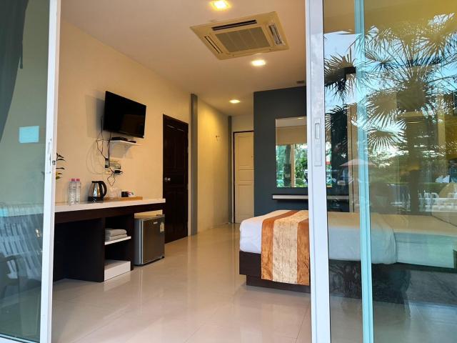 Gypsy Sea View Resort- Phi Phi Island — photo 23