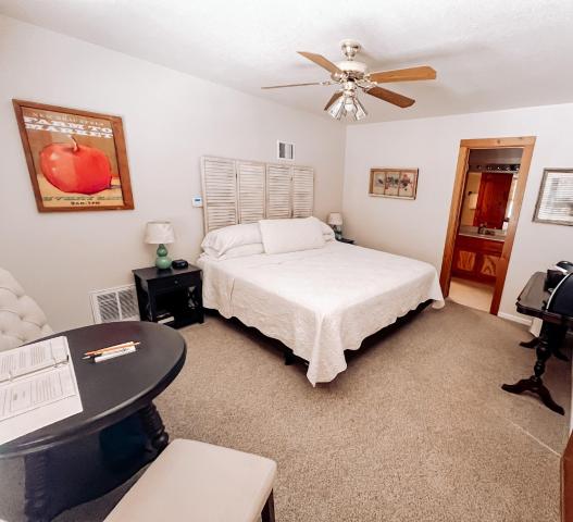 Gruene Cottages — photo 9