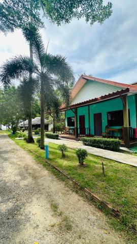 Lanta L.D. Beach Bungalow — photo 8