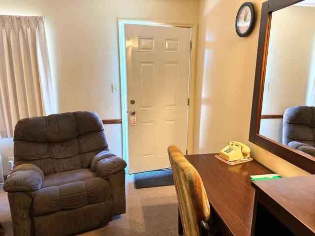 Bunk House Motel — photo 15