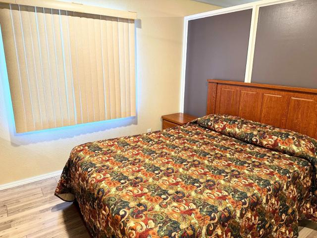 Bunk House Motel — photo 17