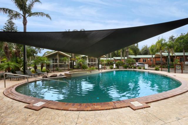 Seven Mile Beach Holiday Park — photo 15