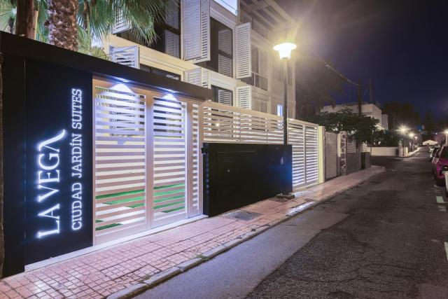 La Vega de Ciudad Jardín Suites — photo 12