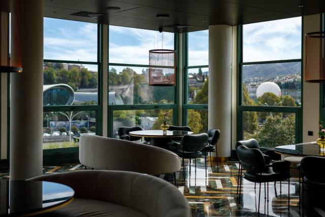 Ambassadori Tbilisi Hotel — photo 24