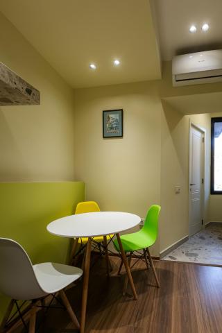 Apart Meidani - Stylish Old Town Apartment with Balcony & Synagogue View — photo 8