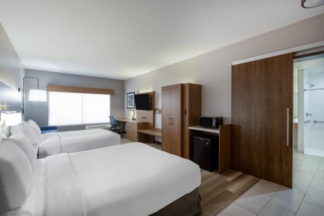 Holiday Inn Express & Suites - Gilbert - Mesa Gateway Airport — photo 20