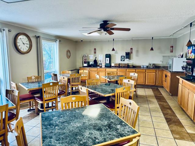 Ivey's Motor Lodge — photo 6