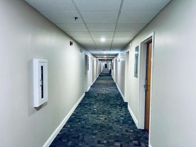 Ivey's Motor Lodge — photo 22