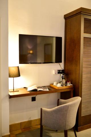 Legado Alcazar Hotel — photo 14