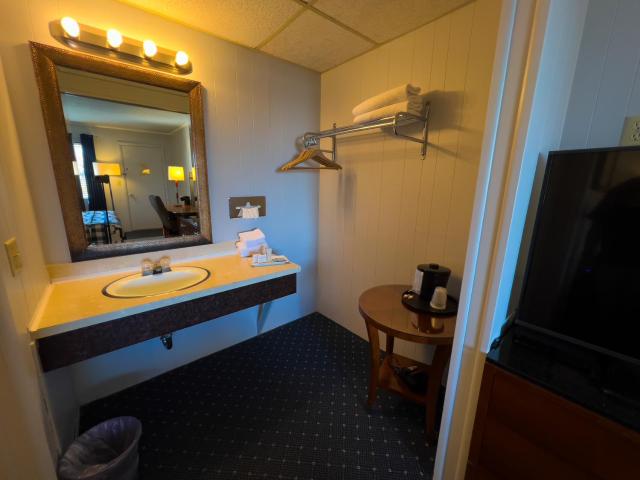 American Boutique Inn - Lakeview — photo 16
