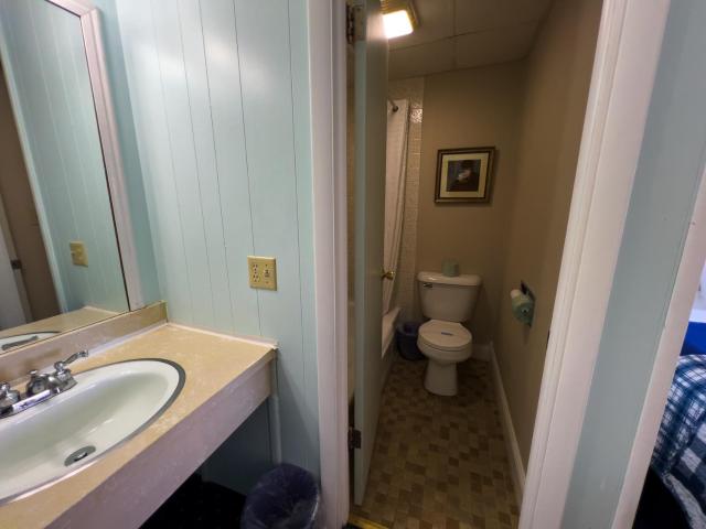 American Boutique Inn - Lakeview — photo 24