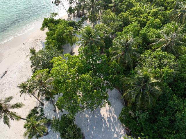 Kinbi Private Villa — photo 24