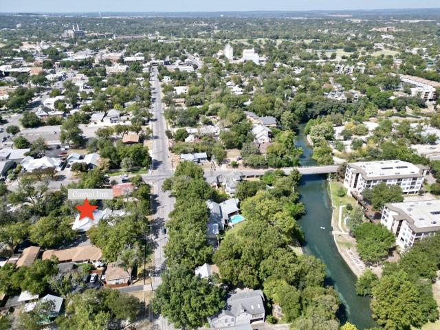 Comal Inn — photo 2