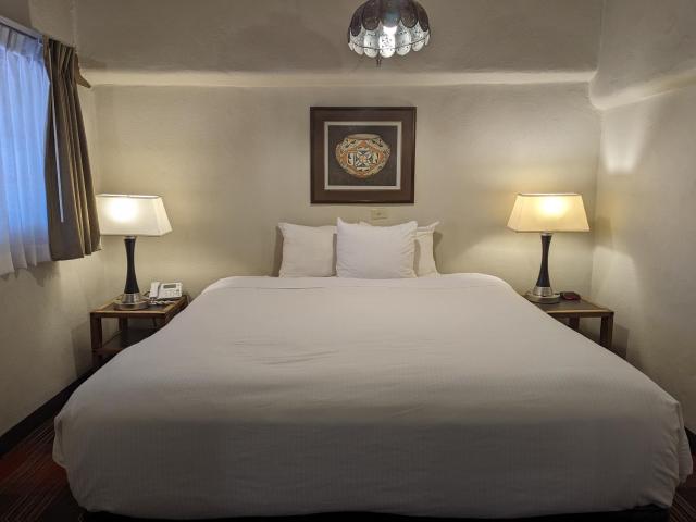 Sagebrush Inn — photo 16
