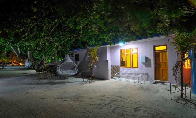 Jail Break Surf Inn — photo 11