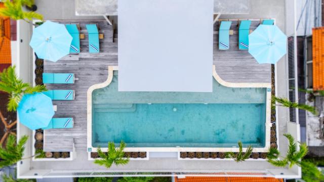 Avanya Luxury Apartments by Pertama Stay — photo 23