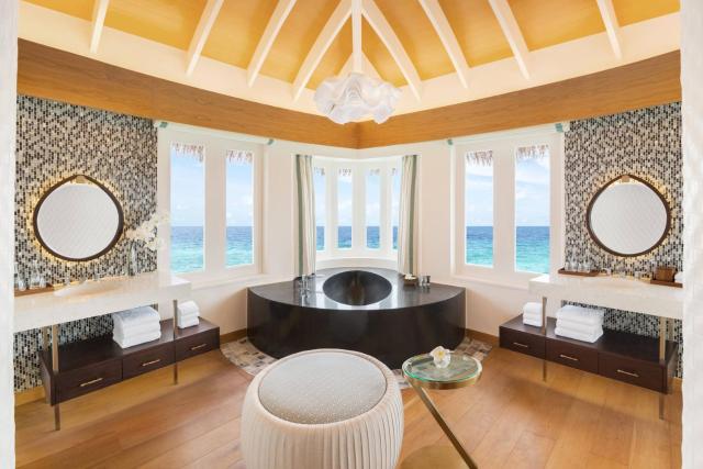 JW Marriott Maldives Resort & Spa — photo 20