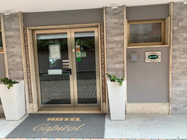 Hotel Capitol — photo 9