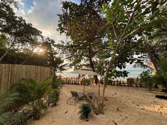 Secret Beach Bungalows — photo 15