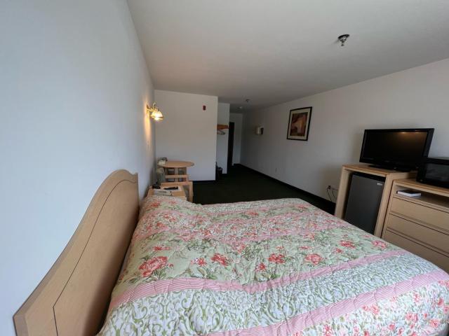 Red Bud Country Inn — photo 15