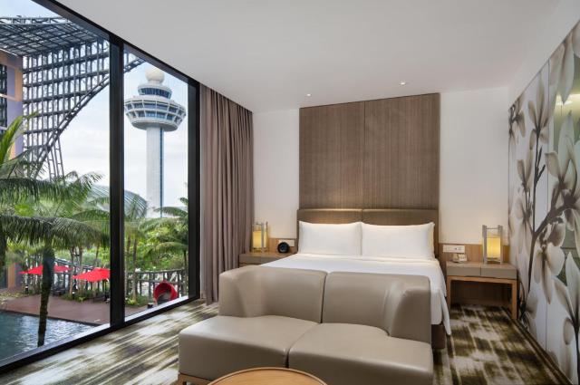 Crowne Plaza Changi Airport by IHG — photo 20