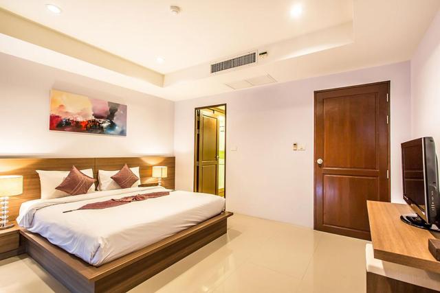 Bangtao Tropical Residence Resort and Spa — photo 22