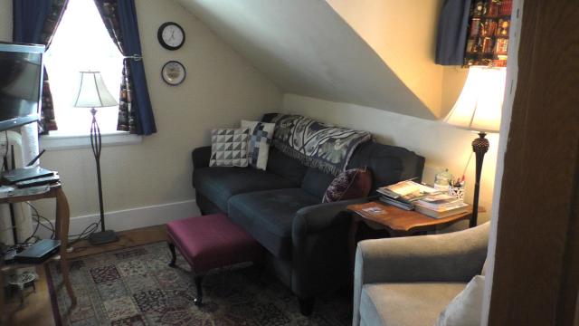 Old Iron Inn Bed and Breakfast — photo 5