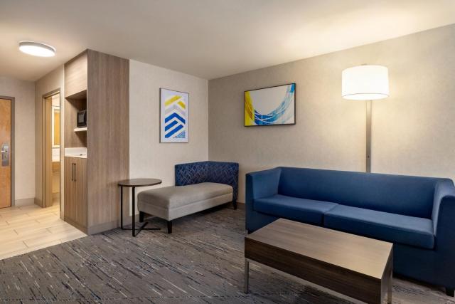 Holiday Inn Express Syracuse Airport by IHG — photo 20