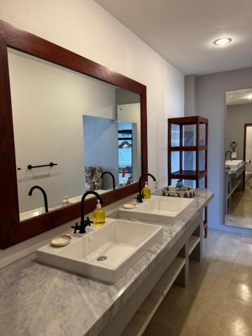 Uluwatu Stay's Deluxe Suite #5 — photo 3