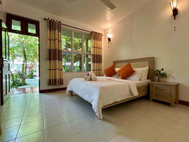 Dhangethi Retreat — photo 2